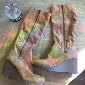 NineWest Wedge Fleece / faux suede Boots